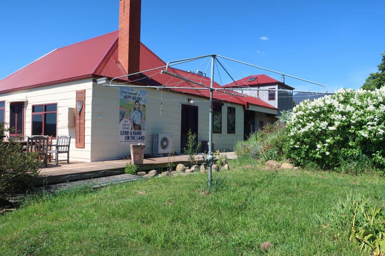 Cherry Top Farmstay - Boutique Eco Village Lilydale Bagian luar foto